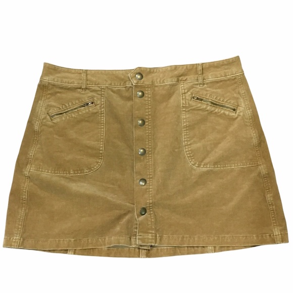 American Eagle Outfitters Dresses & Skirts - AE Super Stretch X4 Corduroy Snap Front Skirt 18